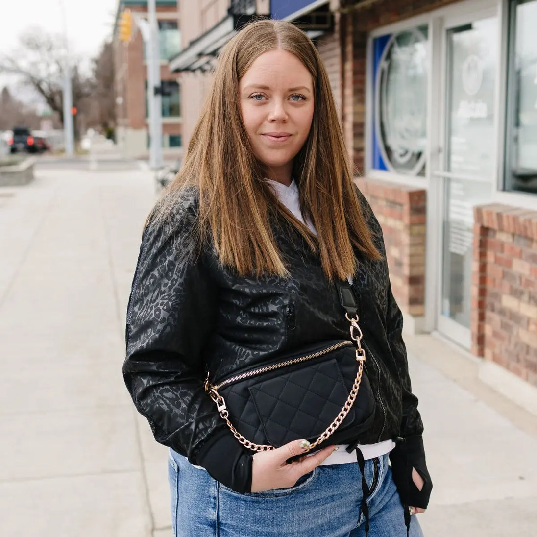 The Jetsetter Petite Crossbody Bag - Lion & Light