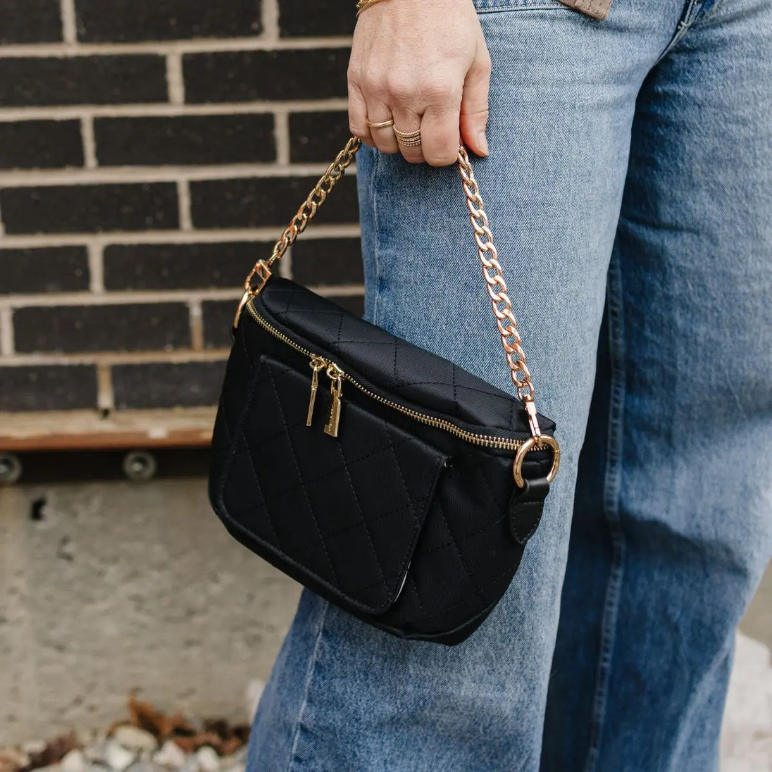 The Jetsetter Petite Crossbody Bag - Lion & Light